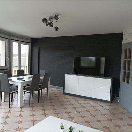 Joli Appartement Type 5 En Centre Ville Chateauroux Bagian luar foto